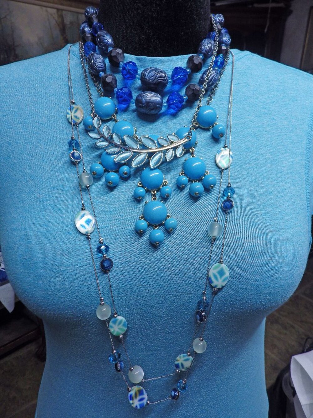 Lot of 5 Necklaces Blue Lot 720G2